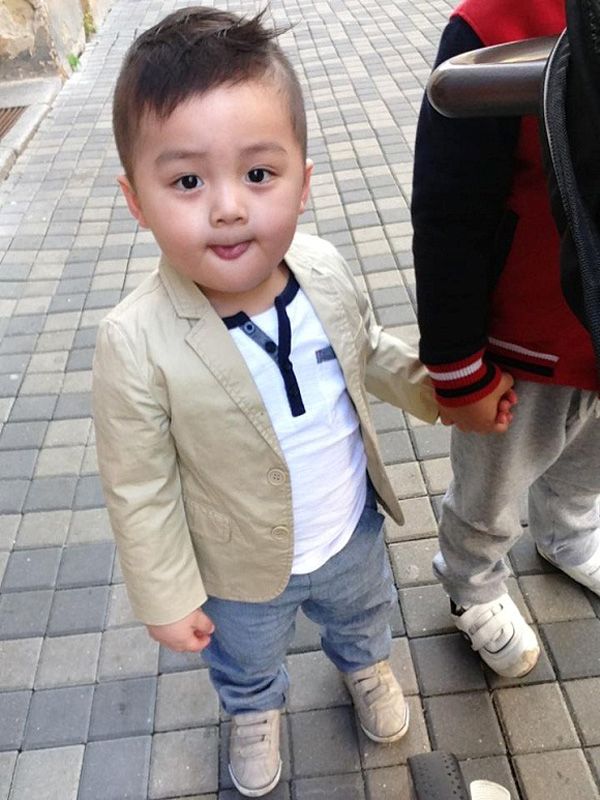 Các nhóc tì khiến dân mạng phát sốt - 2