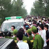 Tin tức trong ngày - Thêm một “cẩu tặc" bị đánh chết