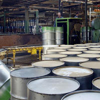 Thị trường - Tiêu dùng - Giá dầu thế giới leo lên “đỉnh” 2 năm