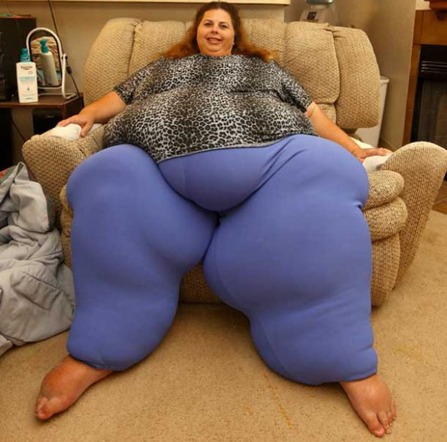 Pauline Potter, 47 tuổi, kỷ lục nặng nhất thế giới 2012, nặng 643 pound (khoảng 320 kg)