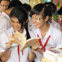 Giáo dục - du học - Sách giáo khoa sẽ in bằng giấy ít trắng