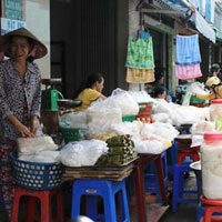 Sức khỏe đời sống - Nhận biết bún, bánh phở có chất tẩy trắng