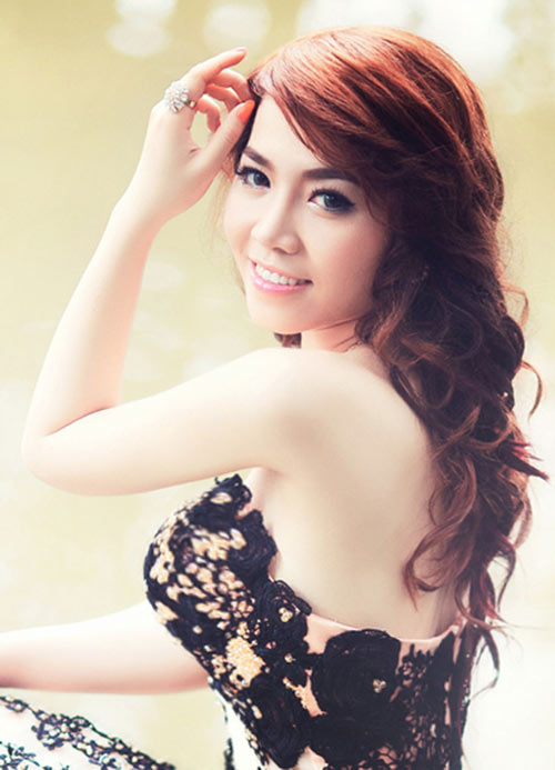 Minh Trang LyLy: Tôi thừa sức làm ca sĩ - 2