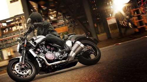 Yamaha Vmax 2014 thêm lựa chọn màu sắc - 1