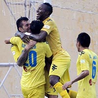Bóng đá - Hạ màn V-League: "Vui chơi có thưởng"