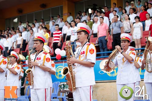 HN T&T "vỡ òa" cùng Cúp VĐ V-League 2013 - 9