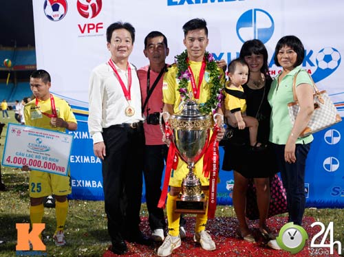 Hạnh phúc bình dị của cầu thủ Hà Nội.T&T - 3