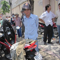 Pháp luật - “Hiệp sĩ” bỏ cơm bắt tên cướp giữa trưa