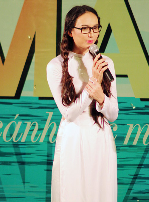 Võ Trọng Phúc gây bất ngờ khi hát tiếng Việt - 3