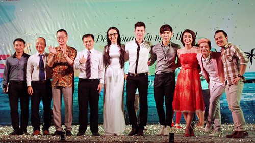 Võ Trọng Phúc gây bất ngờ khi hát tiếng Việt - 15