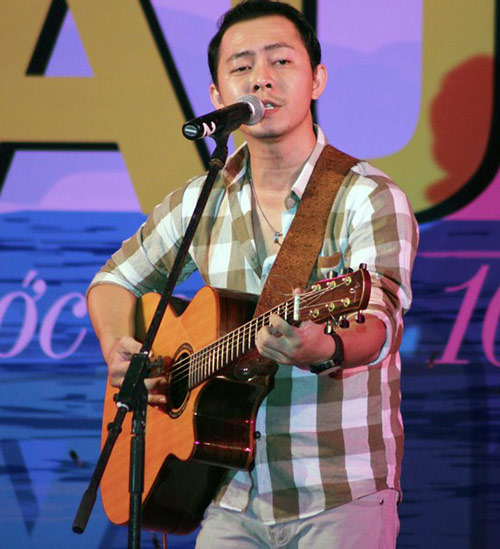 Võ Trọng Phúc gây bất ngờ khi hát tiếng Việt - 2