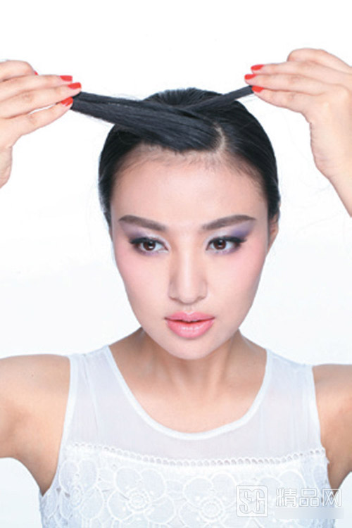 Tóc đẹp trong 3 phút cho nữ công sở - 10