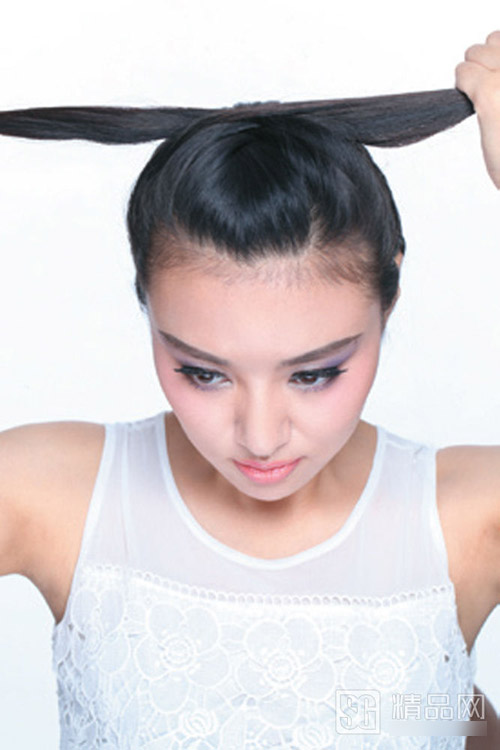 Tóc đẹp trong 3 phút cho nữ công sở - 11