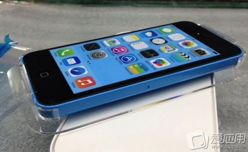 iPhone 5C nhiều màu lộ diện trước ngày ra mắt - 1