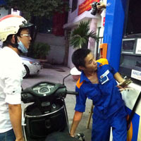 Thị trường - Tiêu dùng - Lãi “khủng” Petrolimex thua lãi gửi ngân hàng