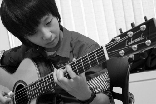 Thần đồng guitar Hàn Quốc đến Việt Nam - 1