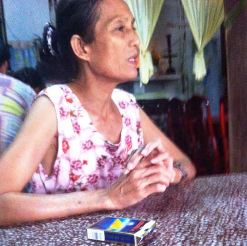 Tin “thầy”, bỏ chồng tìm “người kiếp trước” - 2