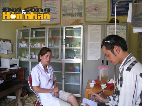 Bi hài nơi phụ nữ tuổi cập kê là rụng răng - 3