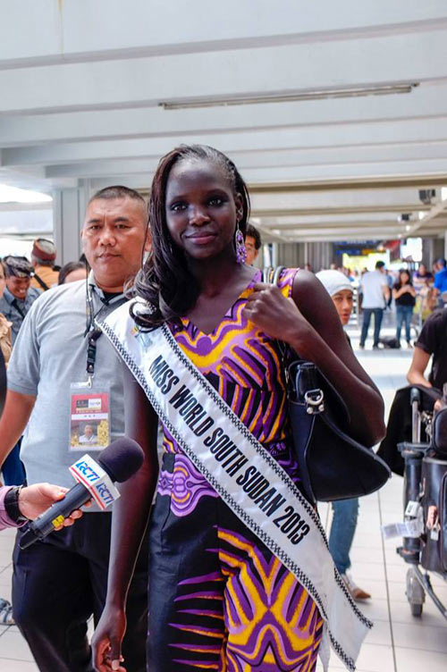 Thí sinh Miss World "làm nóng" Indonesia - 14