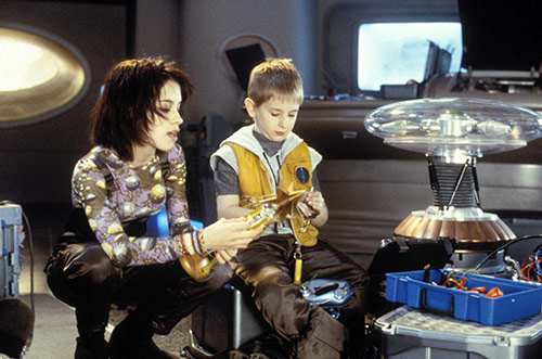 Trailer phim: Lost In Space - 3