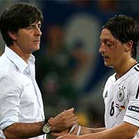 Bóng đá - HLV ĐT Đức “sốc” khi Real bán Ozil