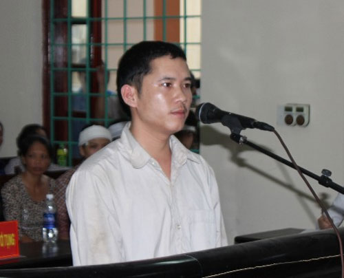 Vụ “Quan tài diễu phố": Bị cáo phản cung - 4