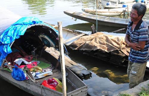 Ngủ trưa dưới móng cầu, bé 3 tuổi chết đuối - 1