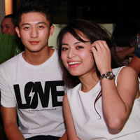 - Hoàng Thùy Linh  quậy cùng "Thần tượng"