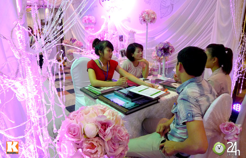 Triển lãm cưới và du lịch trăng mật 2013 - 2
