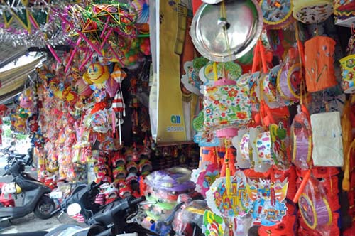 Đồ chơi Trung thu 2013: Hàng nội lên ngôi - 1