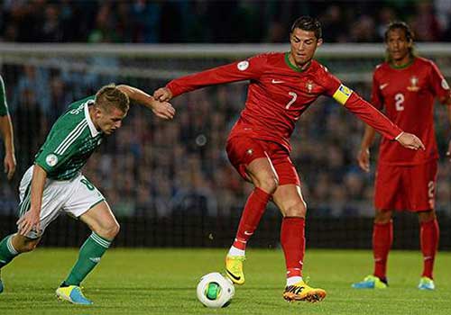 Bắc Ireland - BĐN: Ronaldo rực sáng - 1