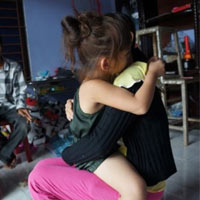 Pháp luật - Điều tra vụ bị đánh đập vì kiện "yêu râu xanh"