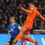 Bóng đá - Estonia - Hà Lan: Thoát chết nhờ Persie