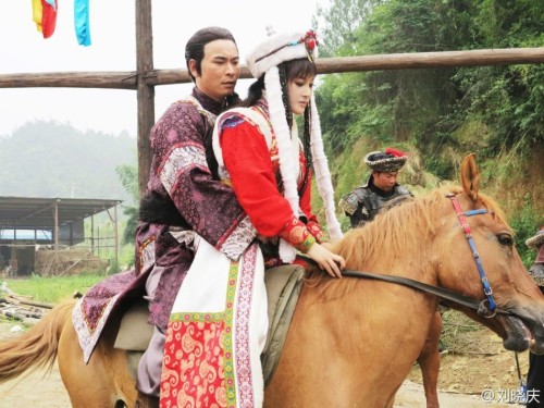 U60 Lưu Hiểu Khánh diễn gái 16 - 12