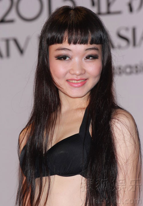 Thí sinh hoa hậu bị chê xấu tả tơi - 2