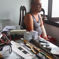 Tin tức trong ngày - Bắt 3 người nước ngoài rút tiền bằng ATM giả