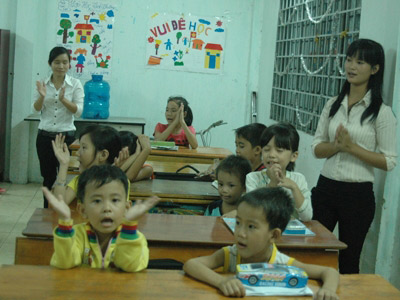 Đến 'quận thanh niên' hát karaoke miễn phí - 1