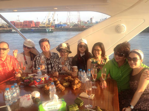 Sao Việt "chịu chơi" trên du thuyền - 11
