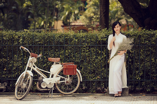 Thiếu nữ mang Thu về trên phố Hà Nội - 15