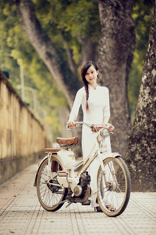 Thiếu nữ mang Thu về trên phố Hà Nội - 2