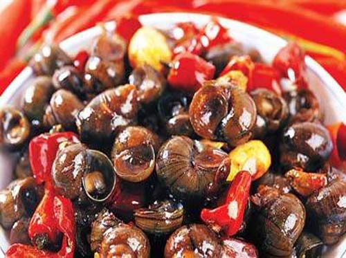 Nghiện ăn ốc, toàn thân chuyển sang màu xanh lá - 2