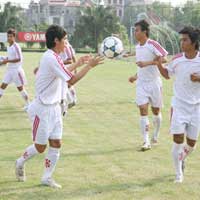 Bóng đá - U19 VN cần giữ đôi chân trên mặt đất
