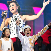 Ca nhạc - MTV - Showbiz Việt: Đừng động vào thần tượng