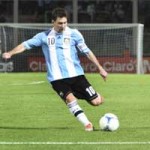 Bóng đá - Nghi vấn Messi ăn vạ kiếm penalty