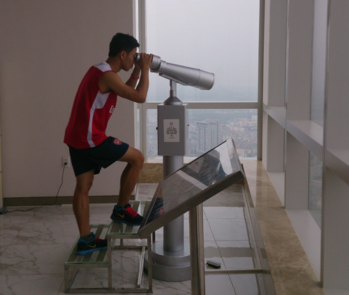 Running man thích thú tạo dáng với tranh 3D - 11