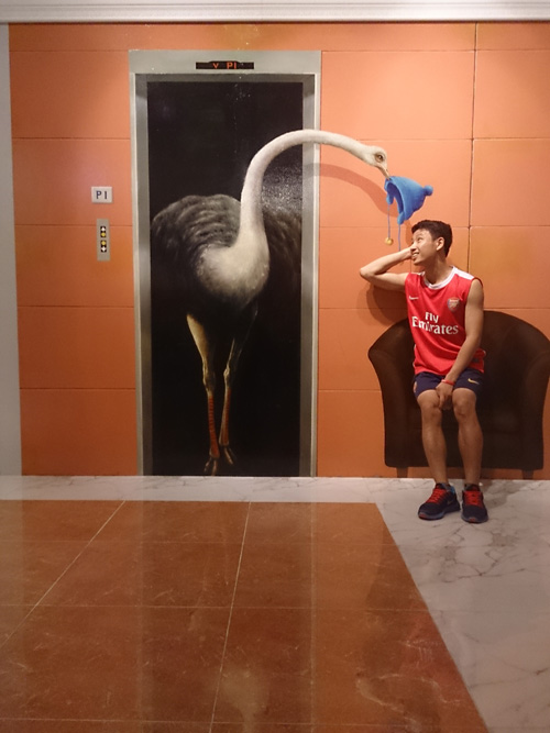 Running man thích thú tạo dáng với tranh 3D - 3