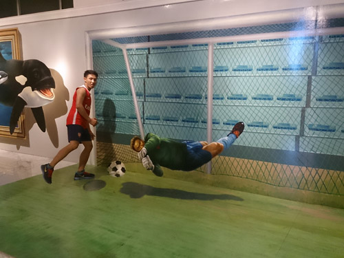 Running man thích thú tạo dáng với tranh 3D - 7