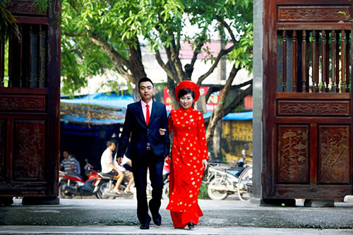 Đám cưới xúc động nơi cửa Phật - 2