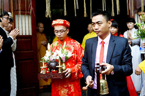 Đám cưới xúc động nơi cửa Phật - 5