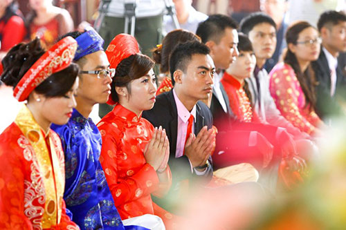 Đám cưới xúc động nơi cửa Phật - 8